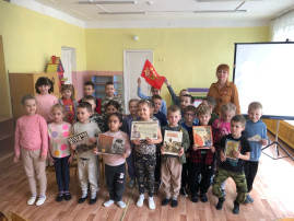 «Отгремела война майским днем» «Отгремела война майским днем».